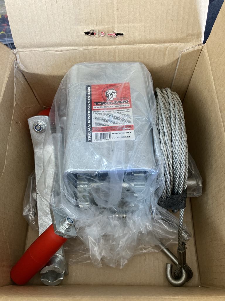 Trojan Manual Trailer Winch - Max Pull 1000kg - 10:1 - 5:1