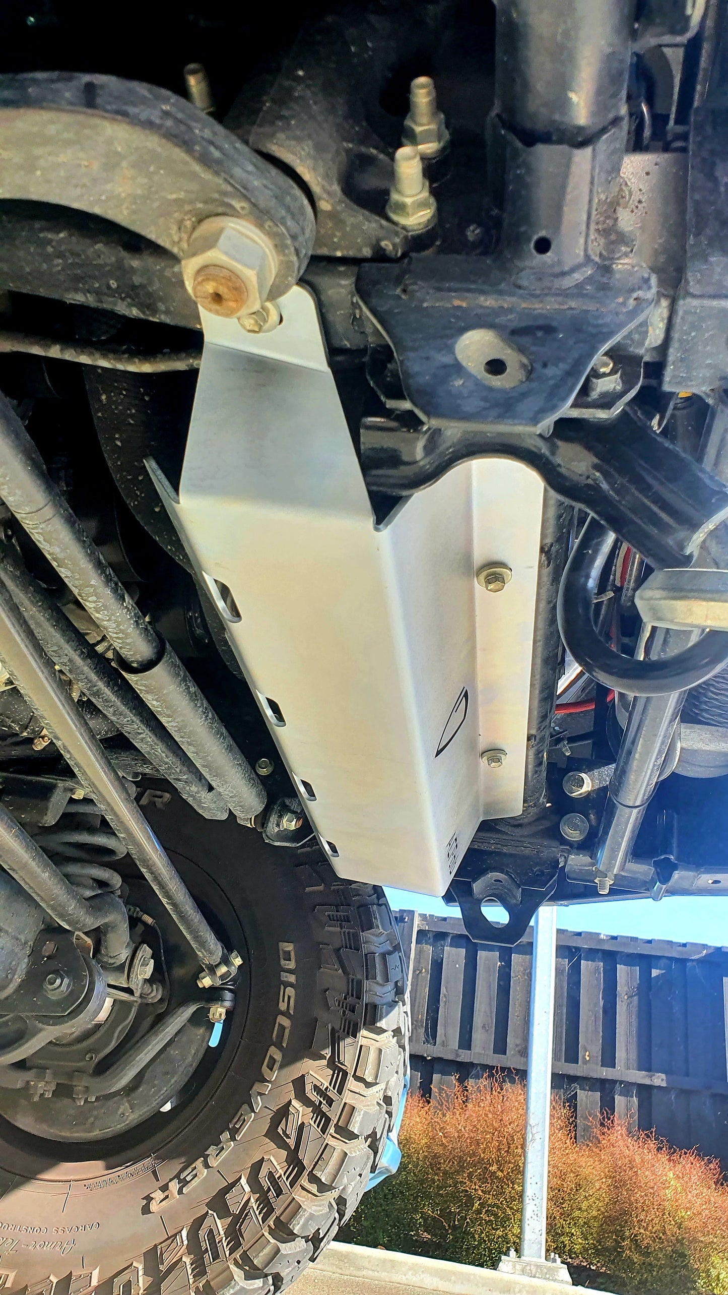 Toyota Landcruiser 76/78/79 series Radiator Guard VDJ, 1GD-FTV