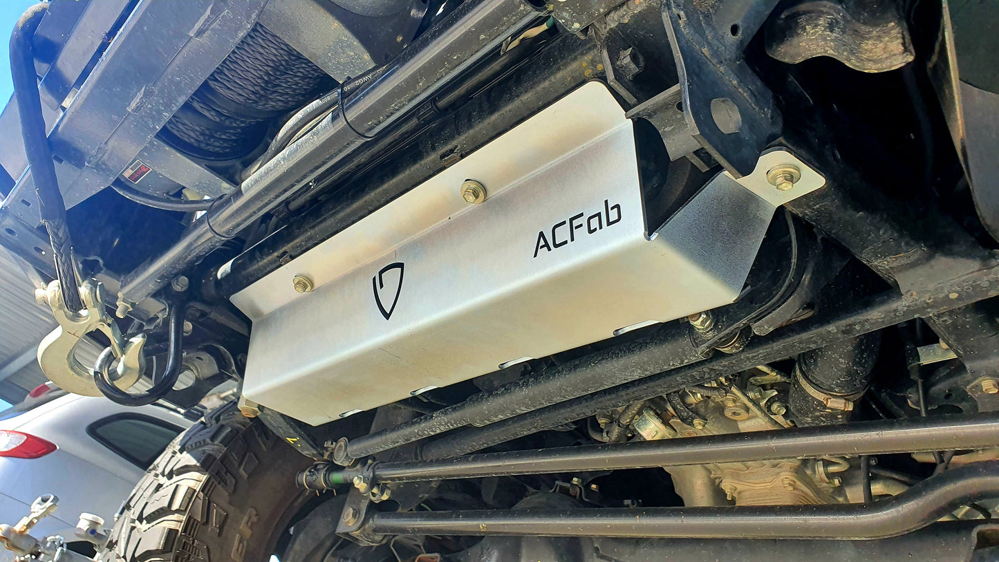 Toyota Landcruiser 76/78/79 series Radiator Guard VDJ, 1GD-FTV