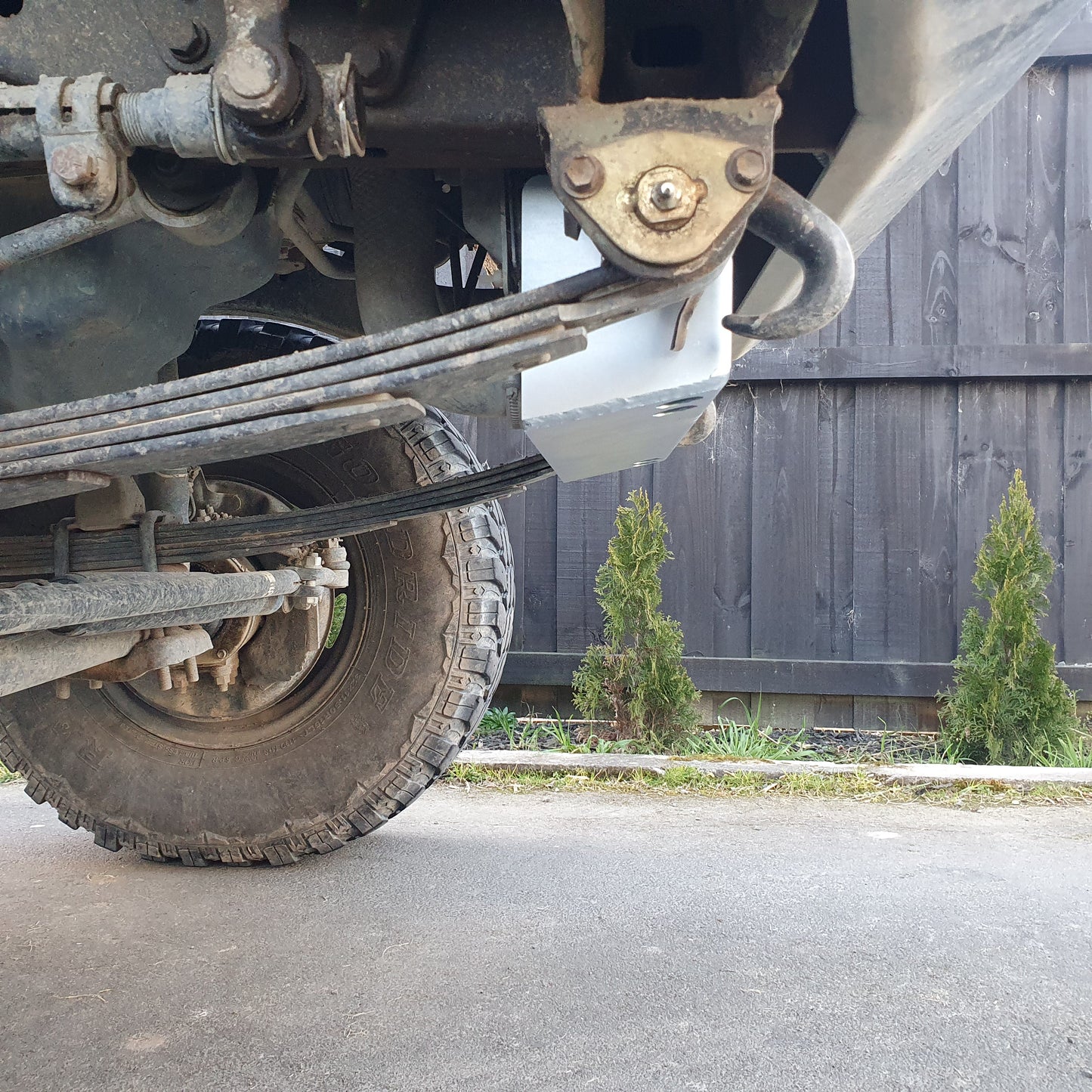 Toyota Hilux LN106 Radiator Guard